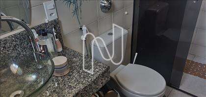 Banho suíte 1º pav.  