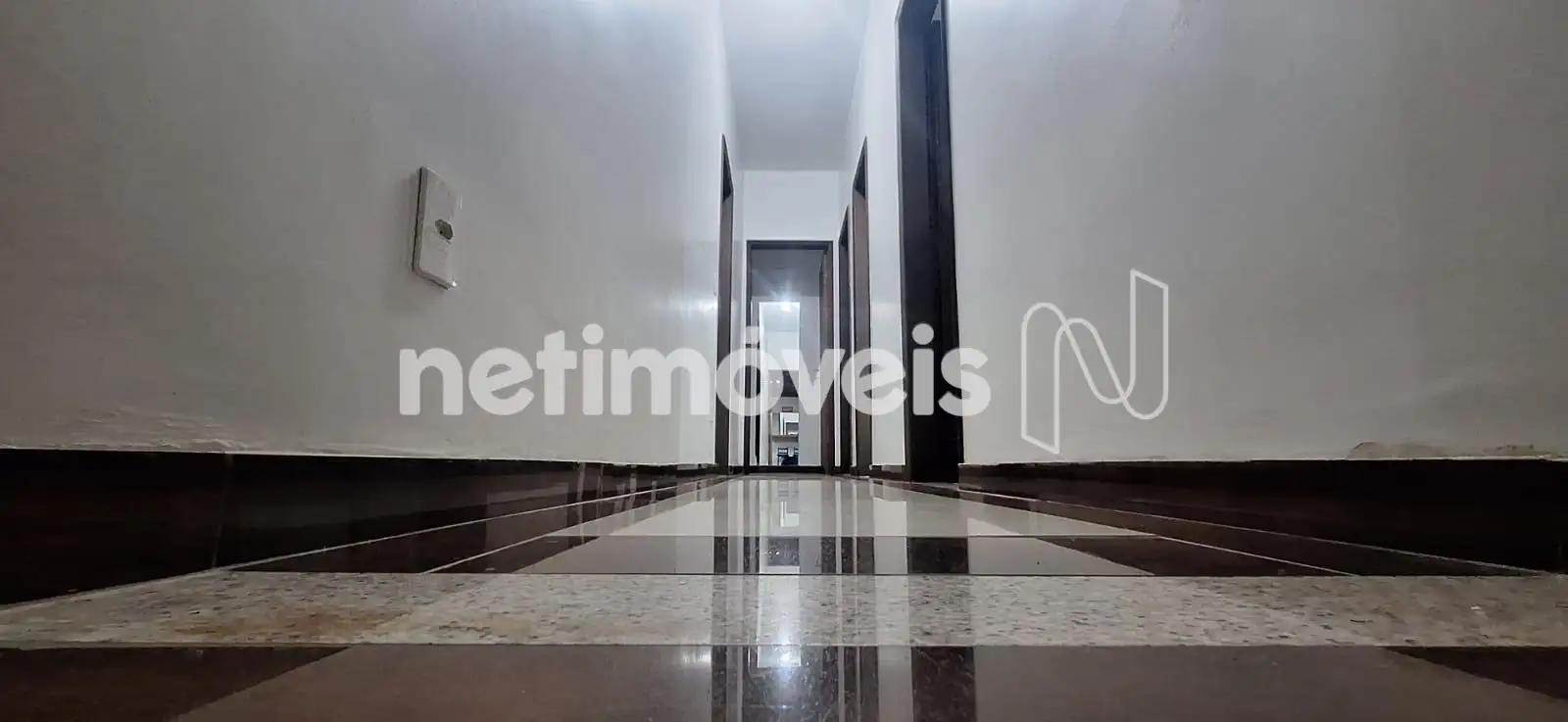 Corredor parte íntima