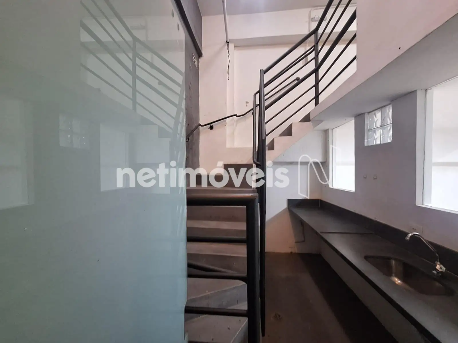 Escadas para o segundo andar