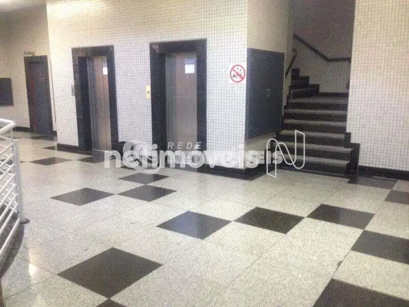 Shopping com elevadores