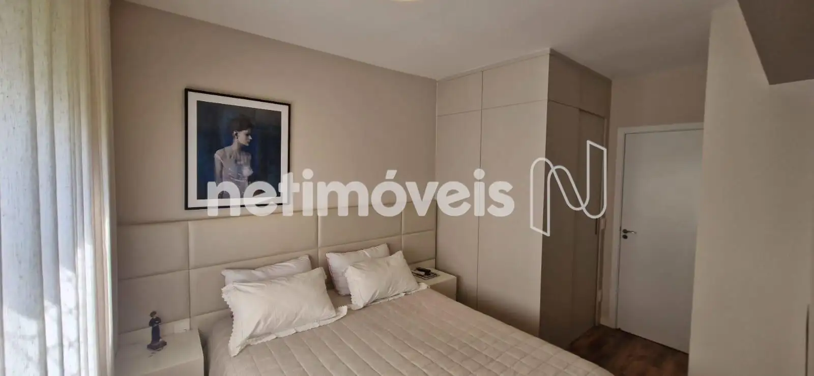 Suíte principal com closet