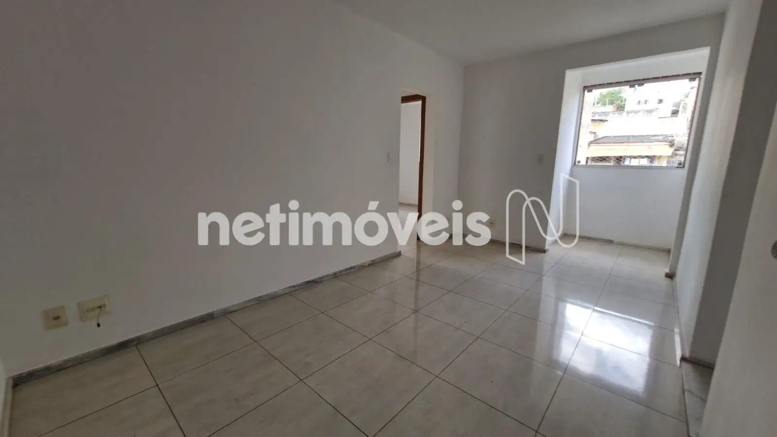 Sala de estar ângulo 1