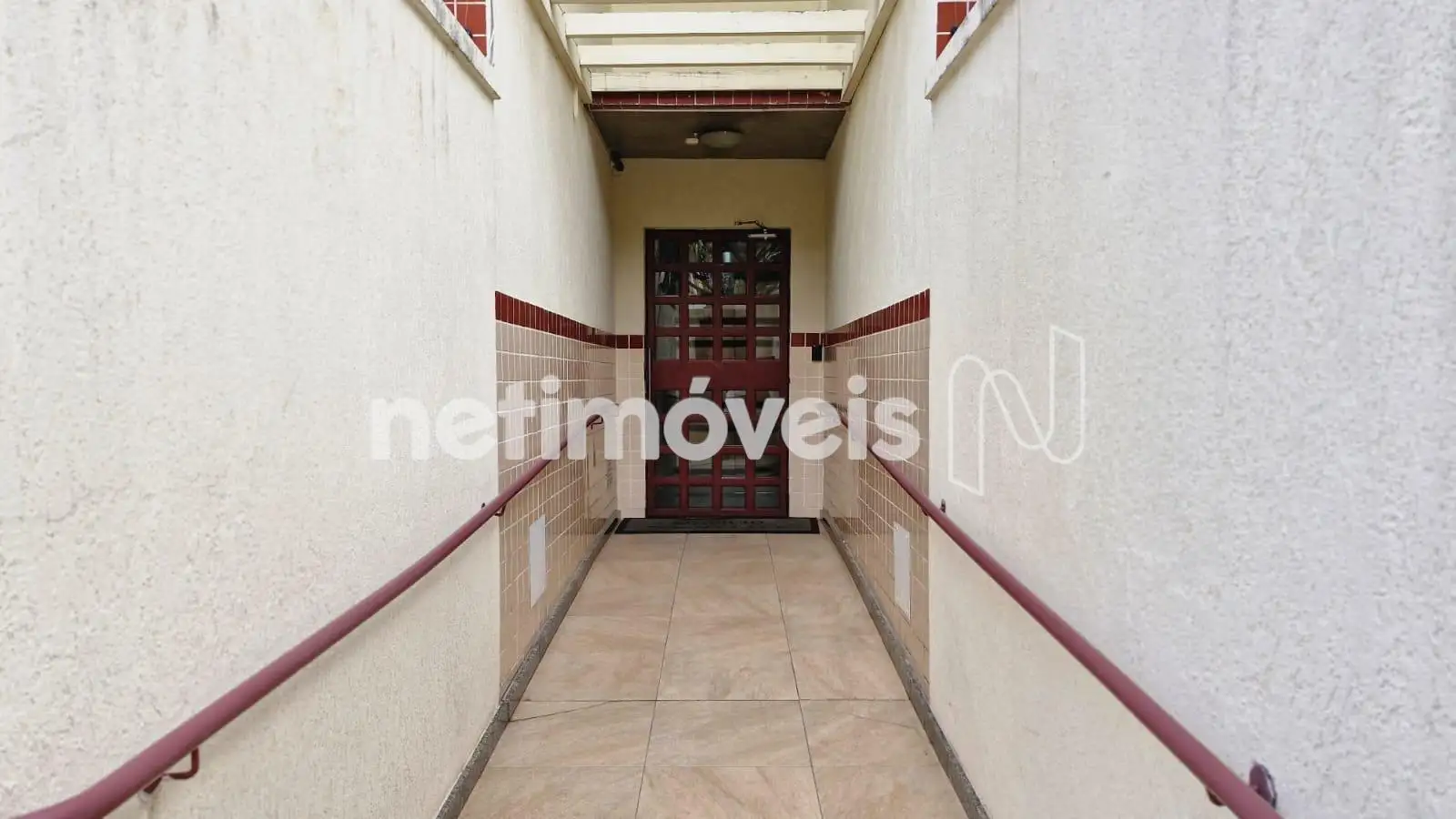 Entrada do prédio
