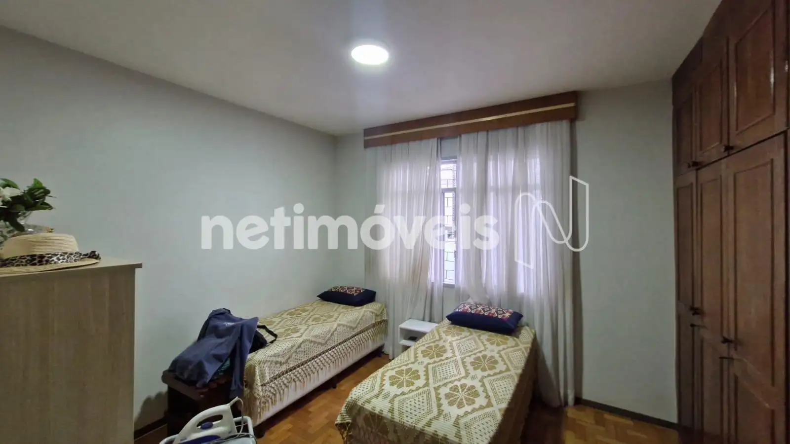 Quarto 2 ângulo 2