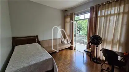 Quarto 1 ângulo 3