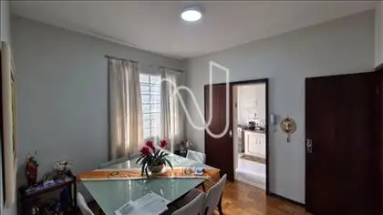 Sala de jantar ângulo 2