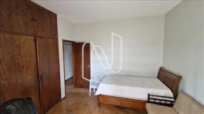 Quarto 1 ângulo 1