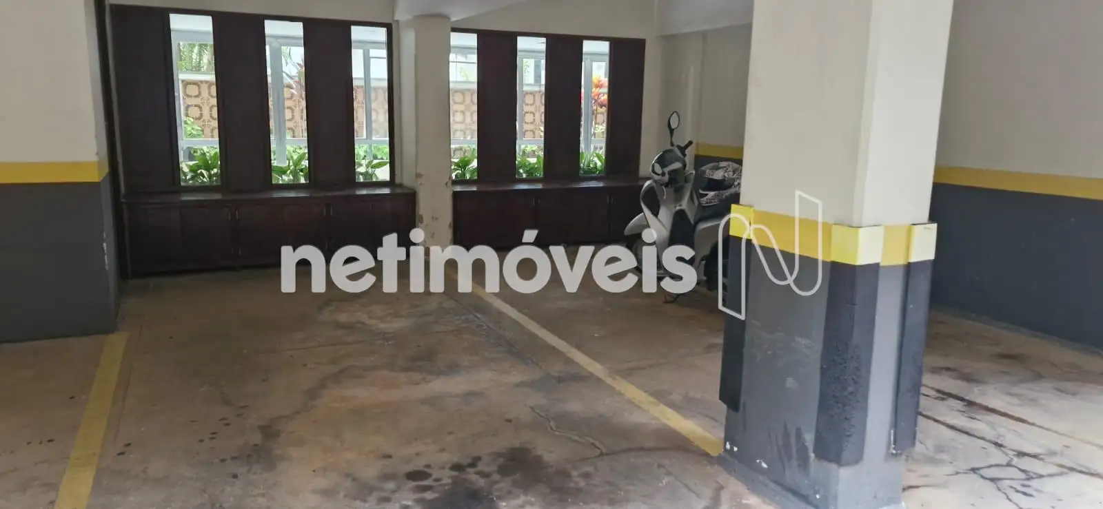 Garagem, duas paralelas