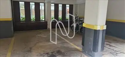 Garagem, duas paralelas 