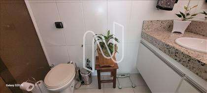 Banho suíte ângulo 2 