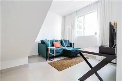   Sala (ângulo 2)