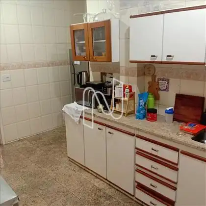 Cozinha com armários