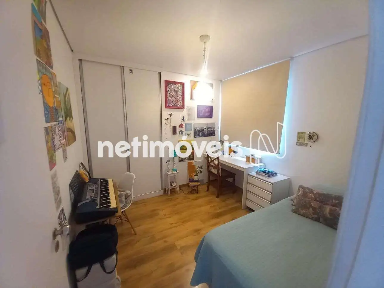 Quarto01 com armários
