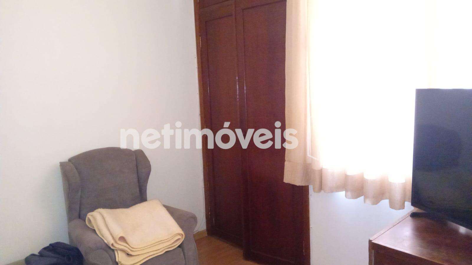 Quarto três ângulo 4 