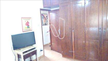 Quarto dois ângulo 3 