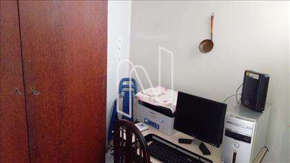 Quarto três ângulo 1 