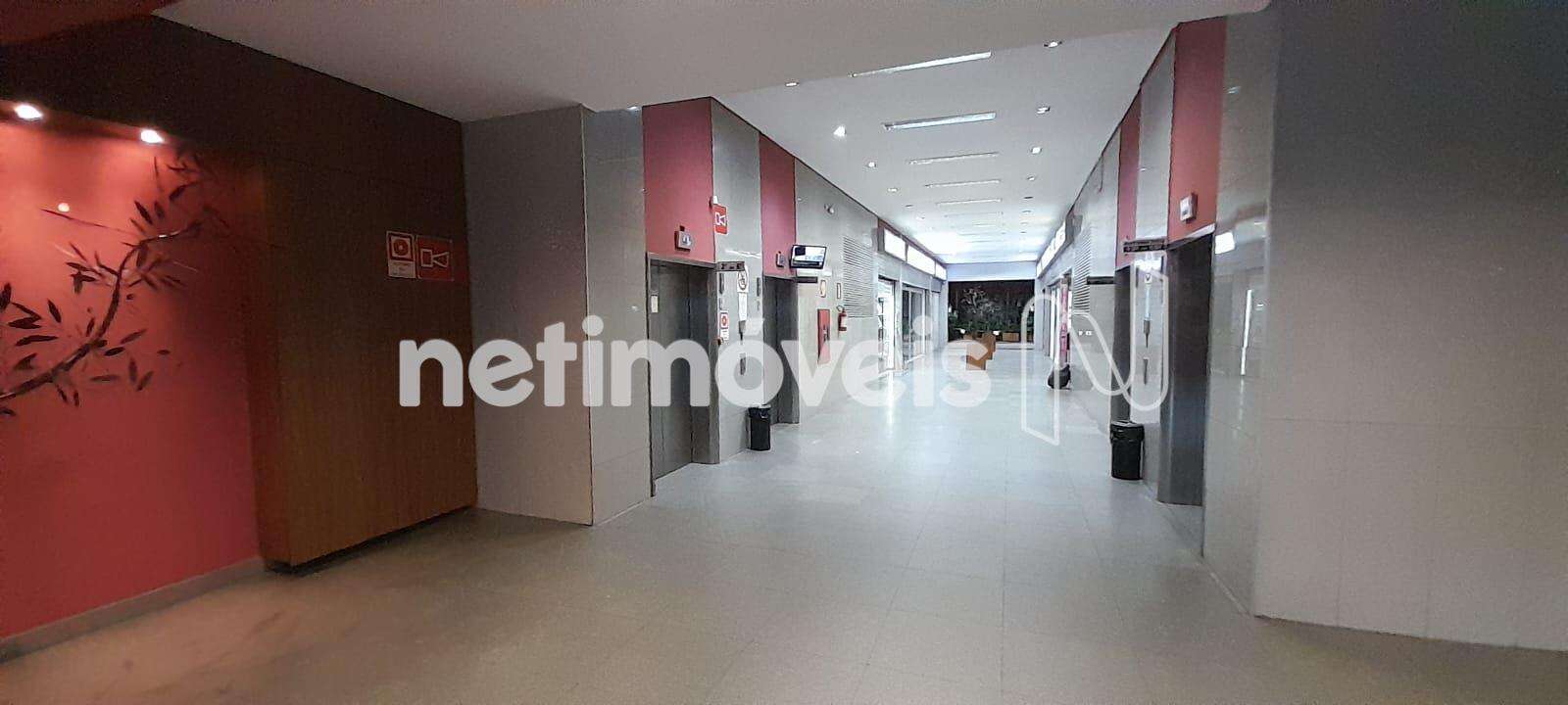 Corredor da galeria ângulo 2 