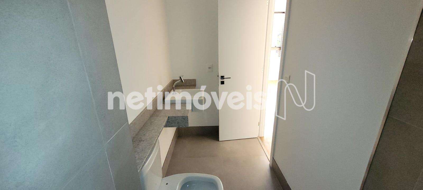 Banho suíte ângulo 1