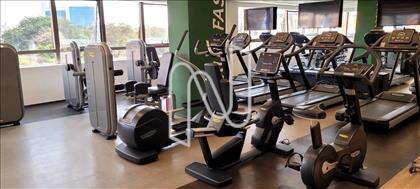Espaço fitness ângulo