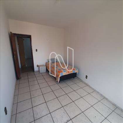 Casa Principal - Quarto 01 (Outro Âng.) 