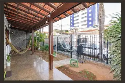 Varana frente