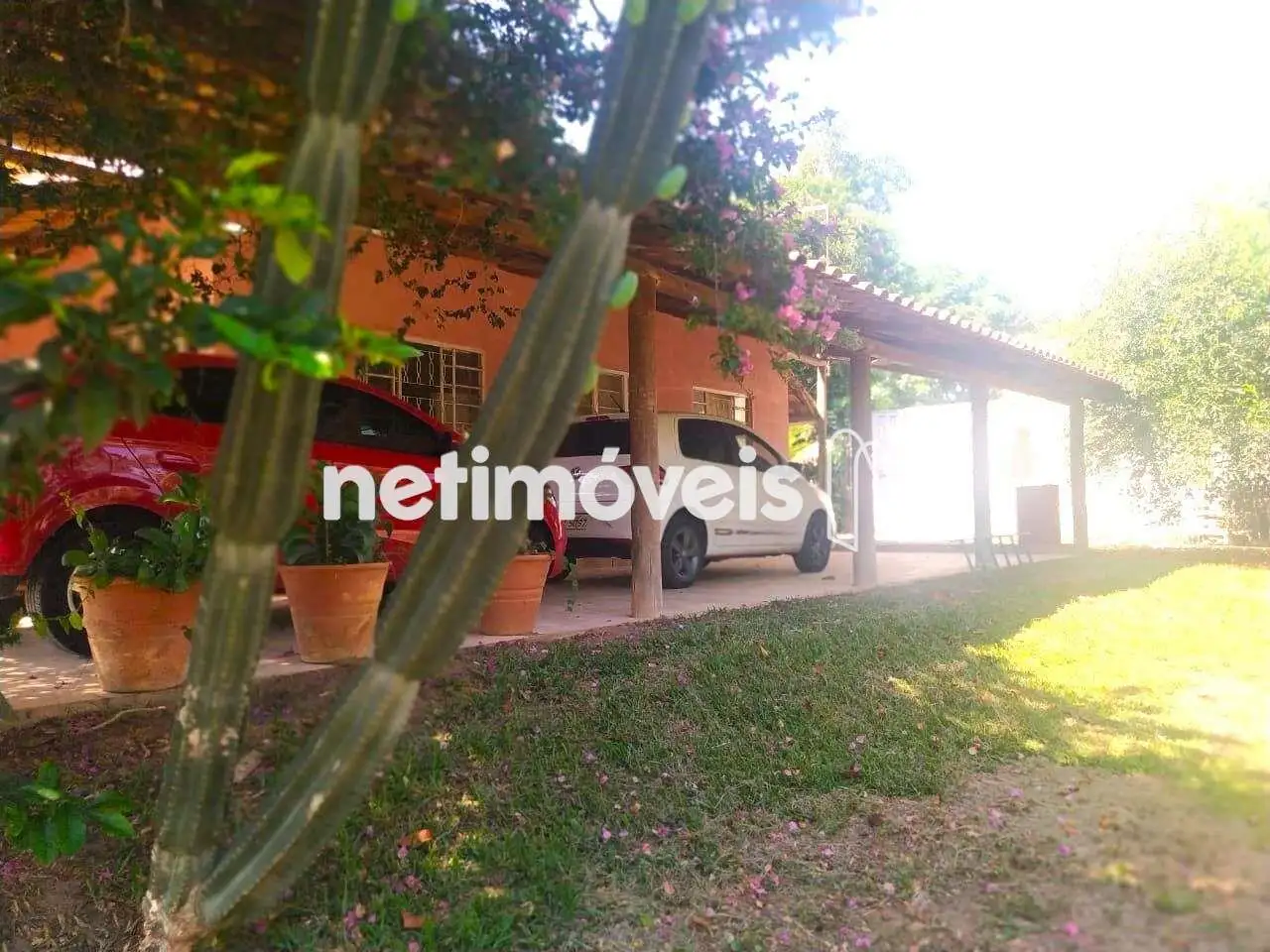 Vagas de garagem cobertas 