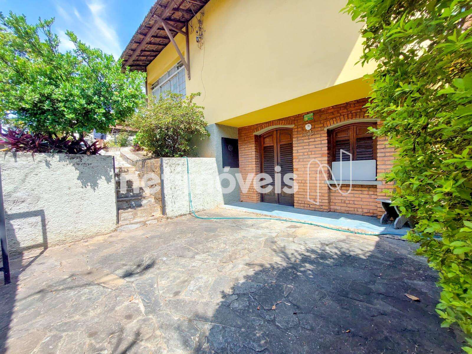 Vaga de garagem para 02 veiculos