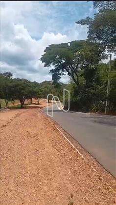 Frente do Lote - Lado Direito