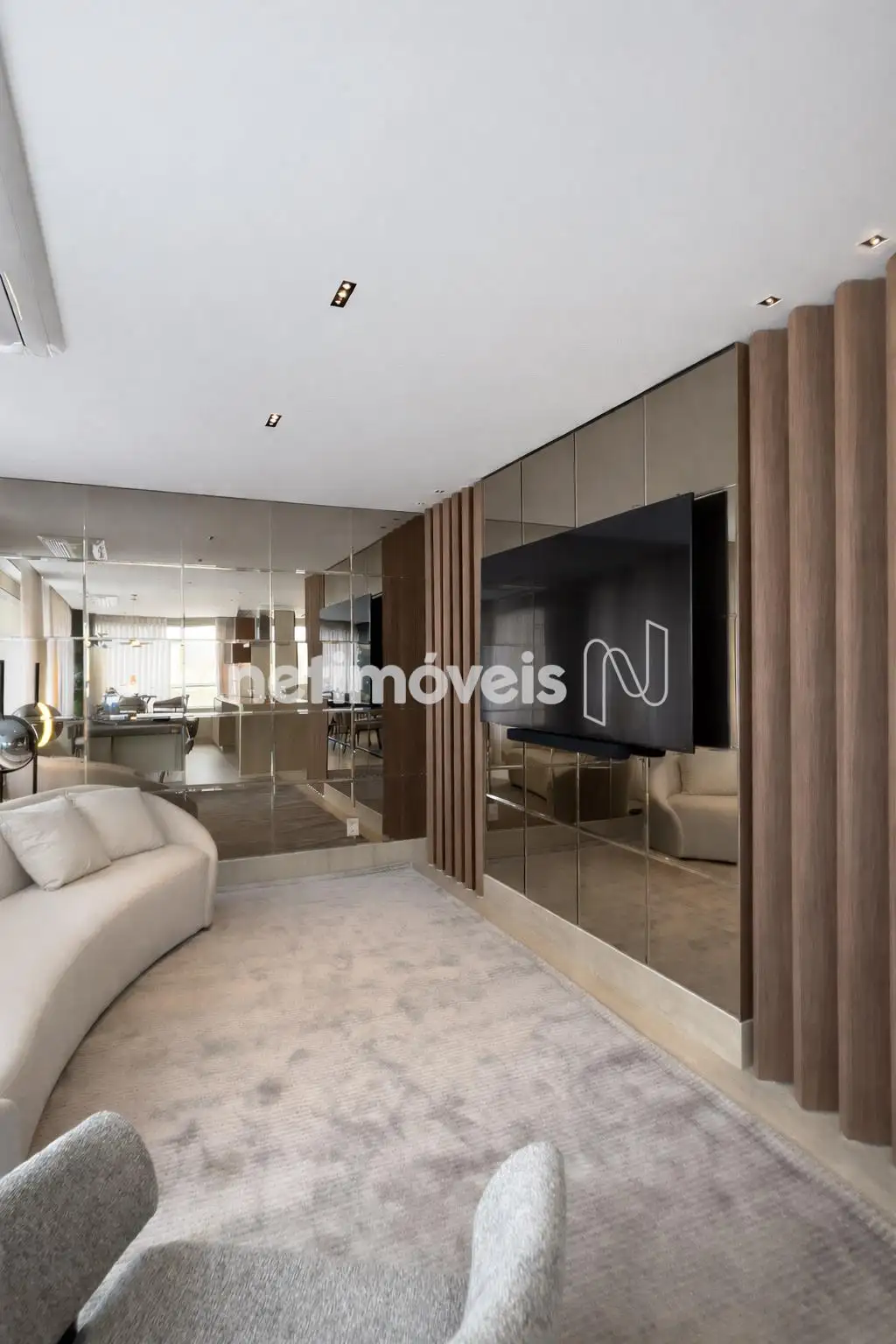 Salão para 02 ambientes