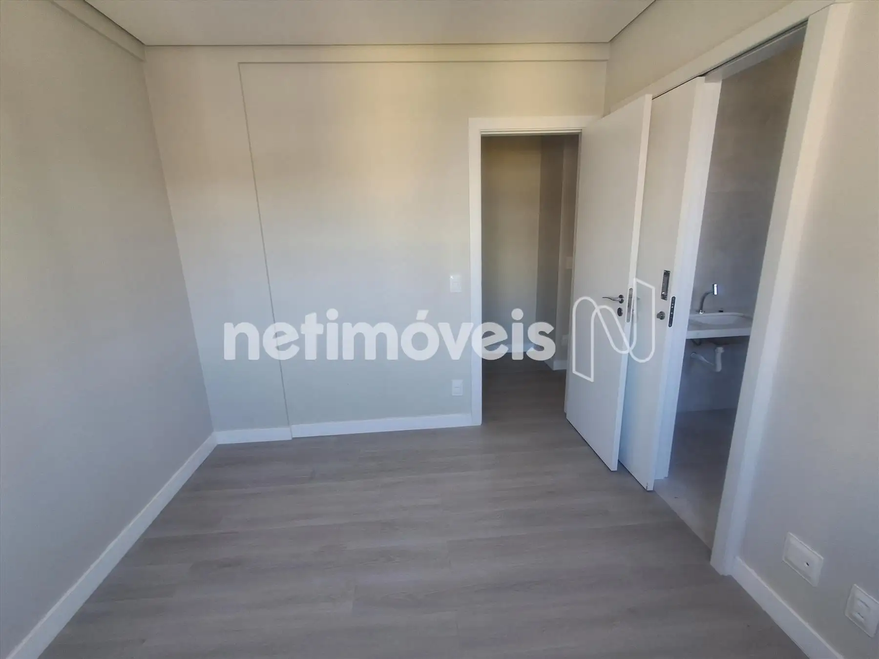 Quarto 02
