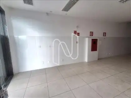 Loja (Lado Esquerdo) 