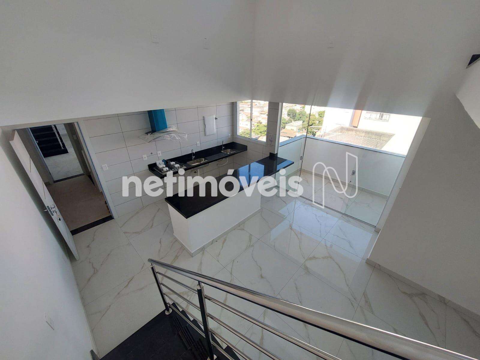 Sala com piso em porcelanato 90x90cm