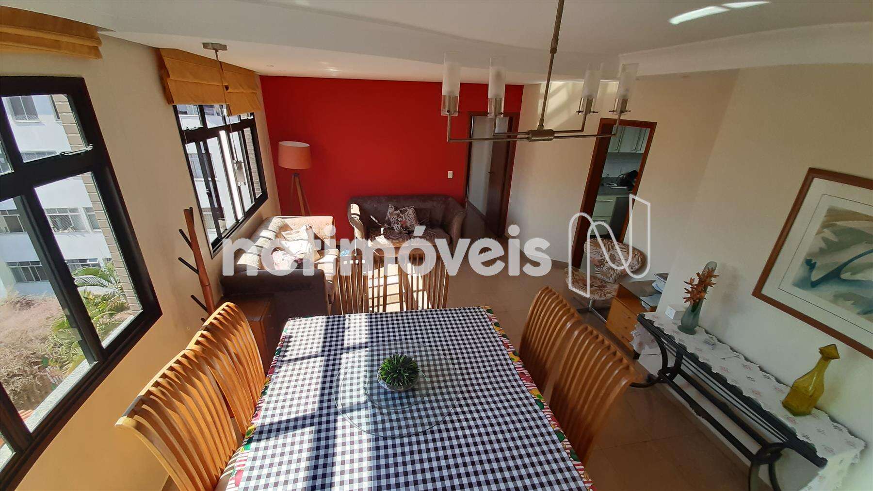 Sala de outro ângulo 