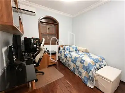Quarto 04