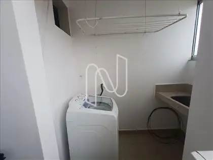 ÁREA DE SERVIÇOS OUTRO ÂNGULO 
