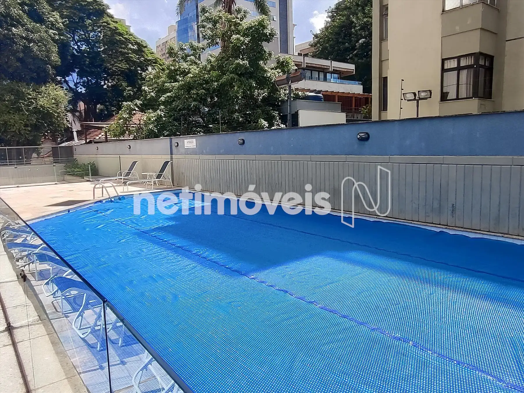 Prédio - Piscina