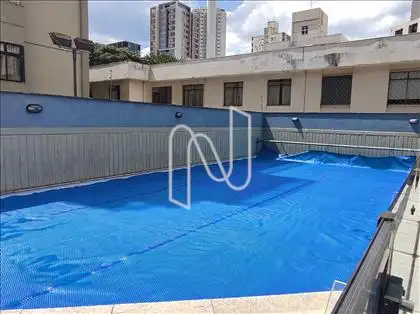 Prédio - Piscina