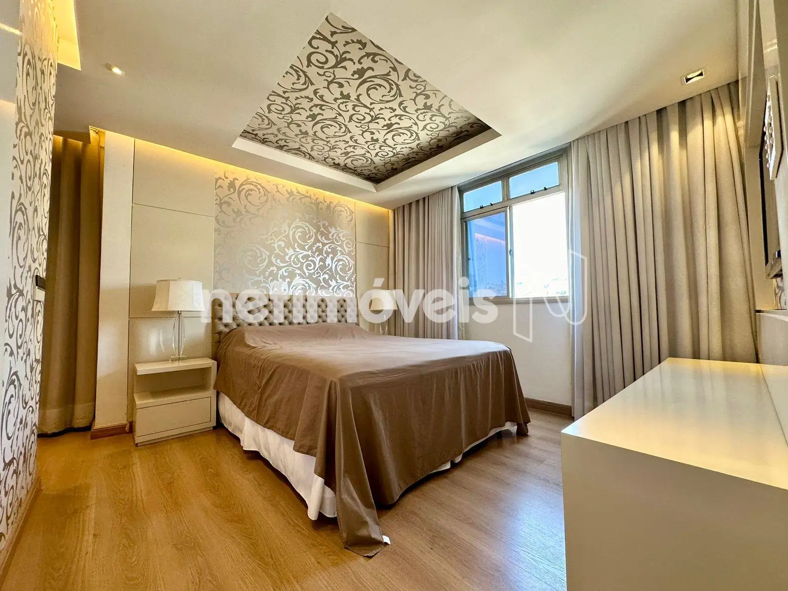 Quarto Casal