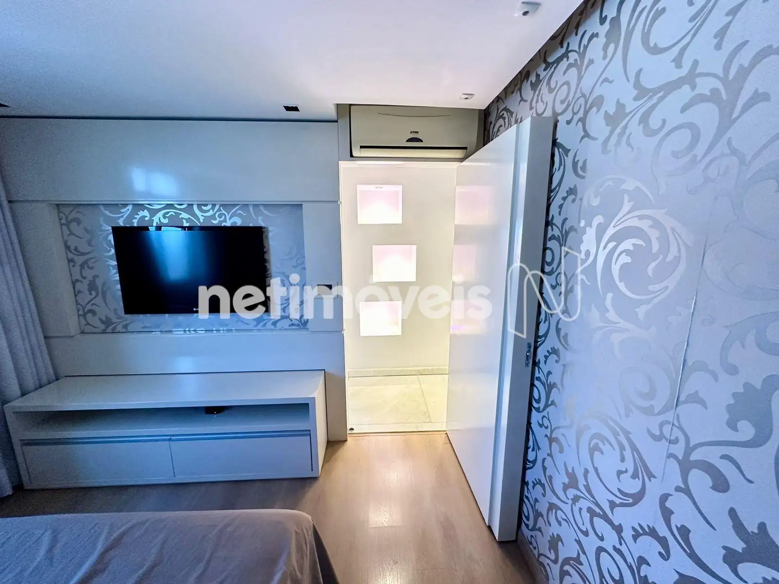 Quarto Casal