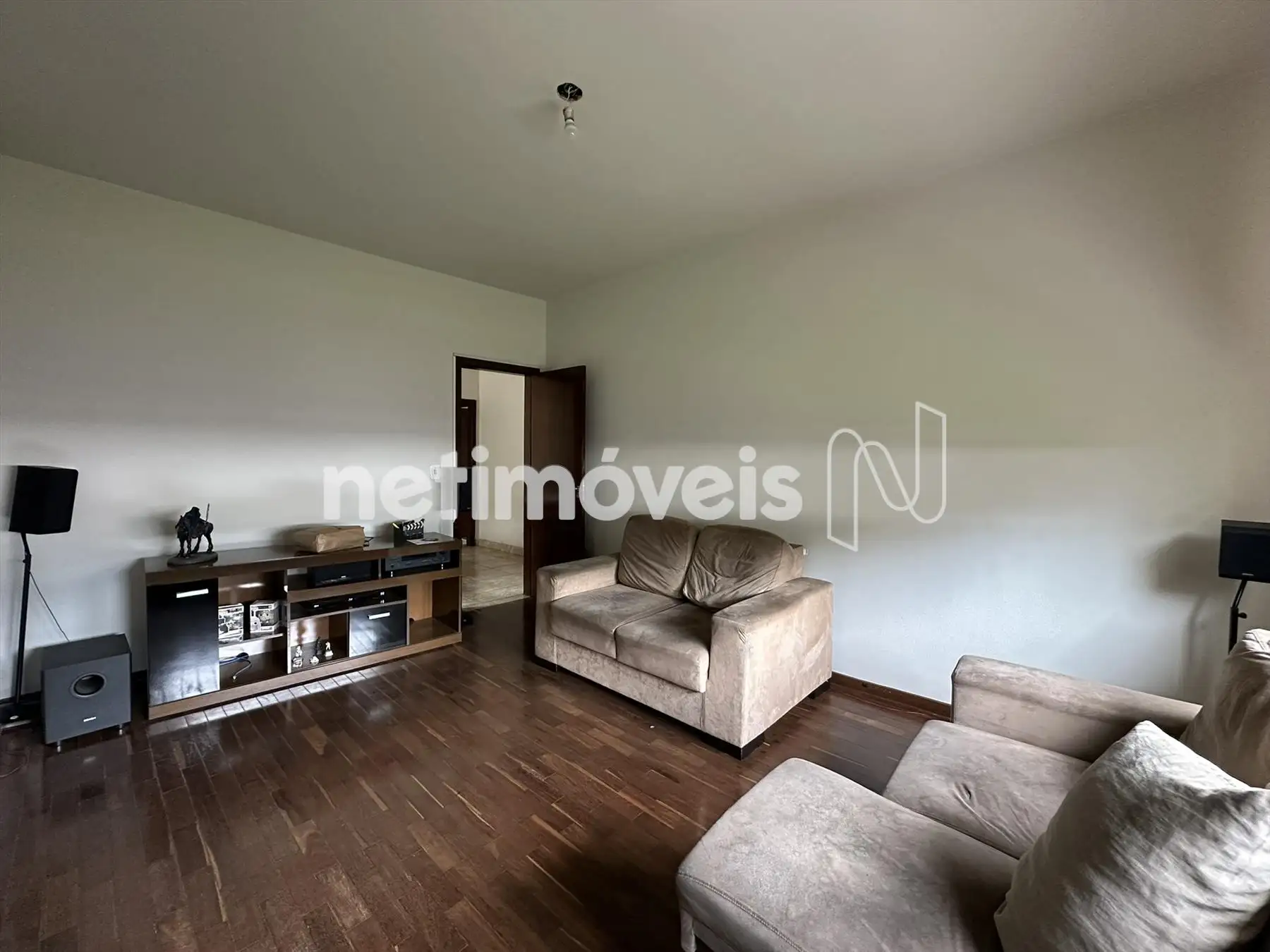 Apartamento para comprar com 140 m², 4 quartos, 3 banheiros, 1 vaga em Avenida Nossa Senhora do Carmo, Carmo, Belo Horizonte
