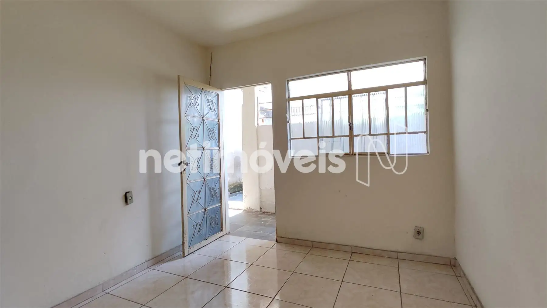 Sala barracão Sobrado