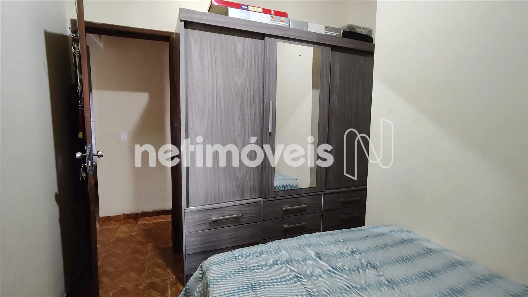 Quarto 3 de outro ângulo 