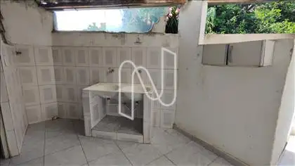 Área de serviço Barracão Sobrado  