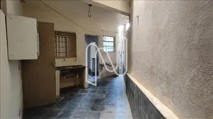 Área de serviço barracão inferior    