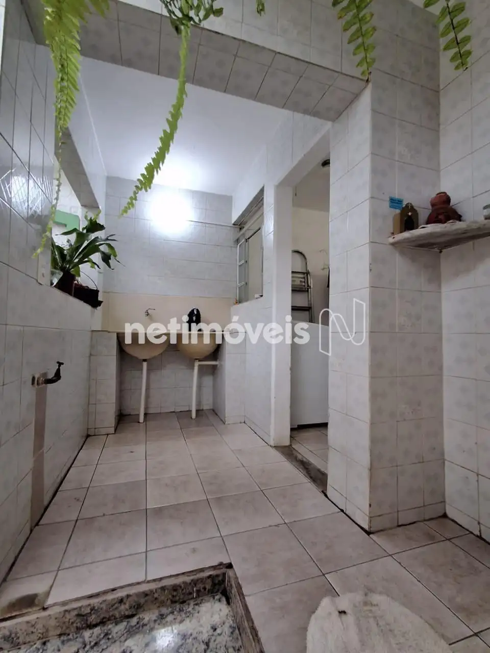 Área de Serviços - Casa Fundos