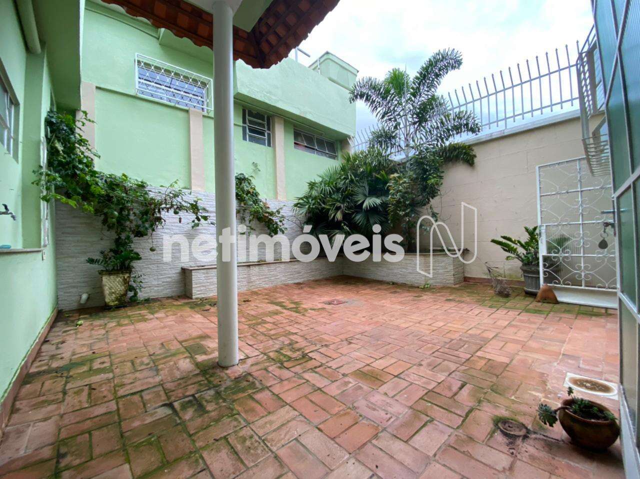 Área Externa - Casa Frente