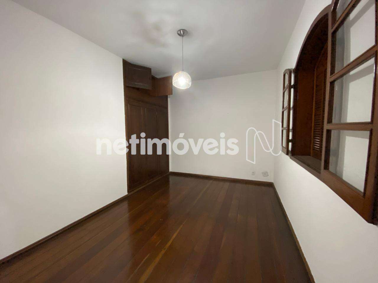 Quarto 03 - Casa Frente