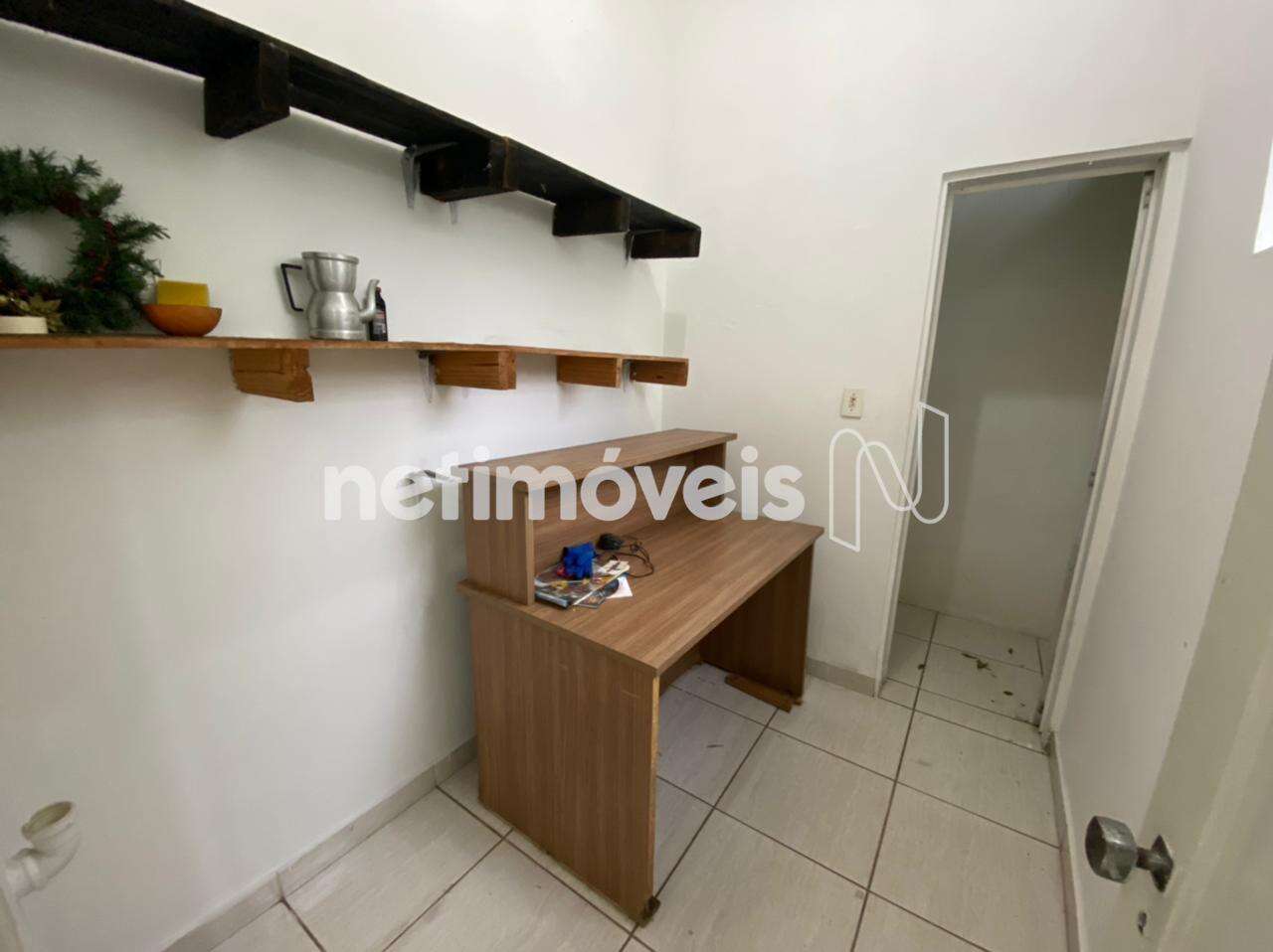 Quarto e Banho D.C.E. - Casa Frente