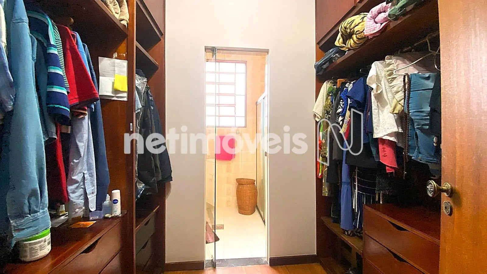Closet quarto 2