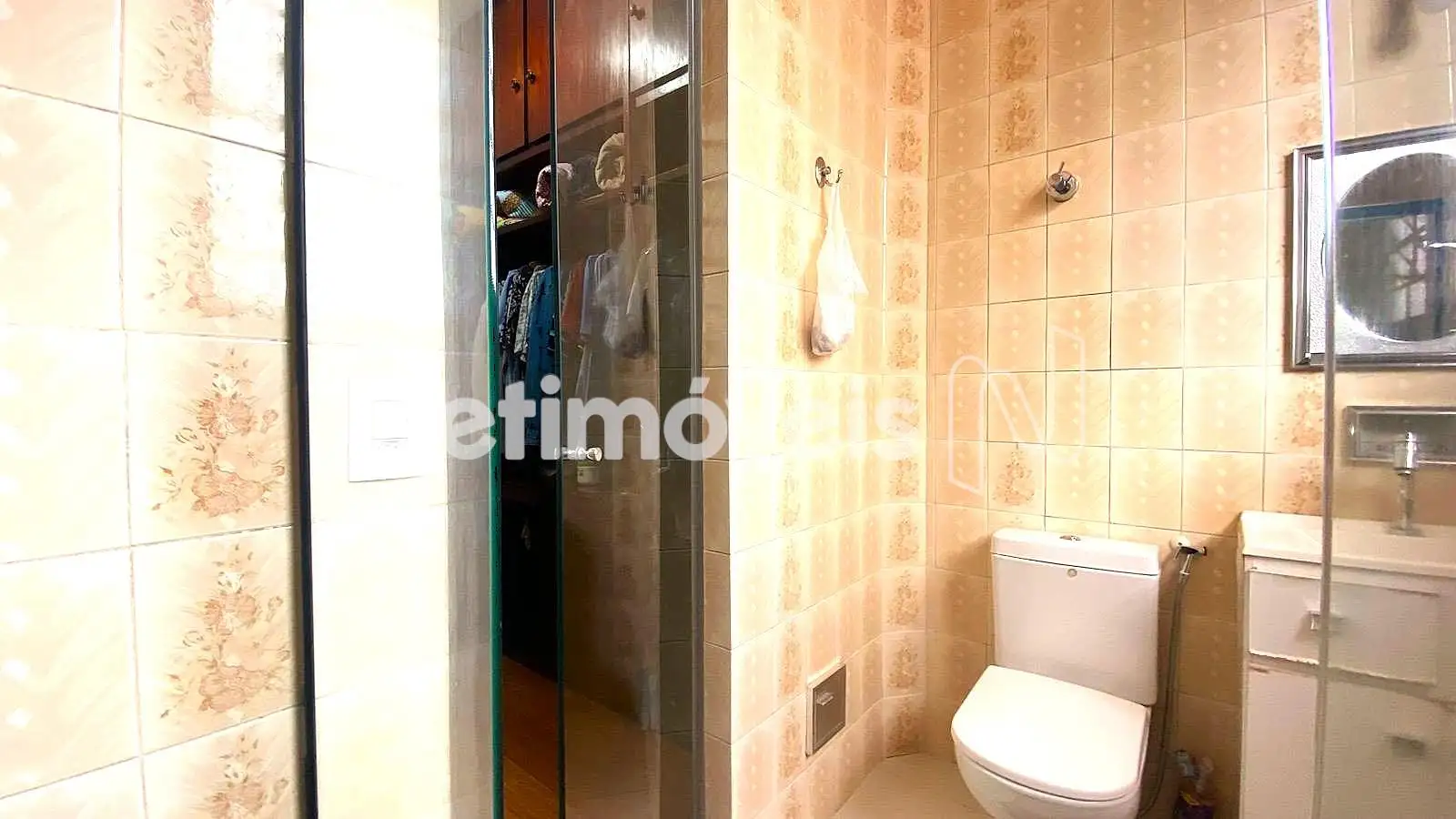 Banho suite do quarto 2